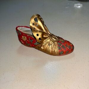 💙 Just the Right Shoe Aladdin’s Delight Miniature Figurine